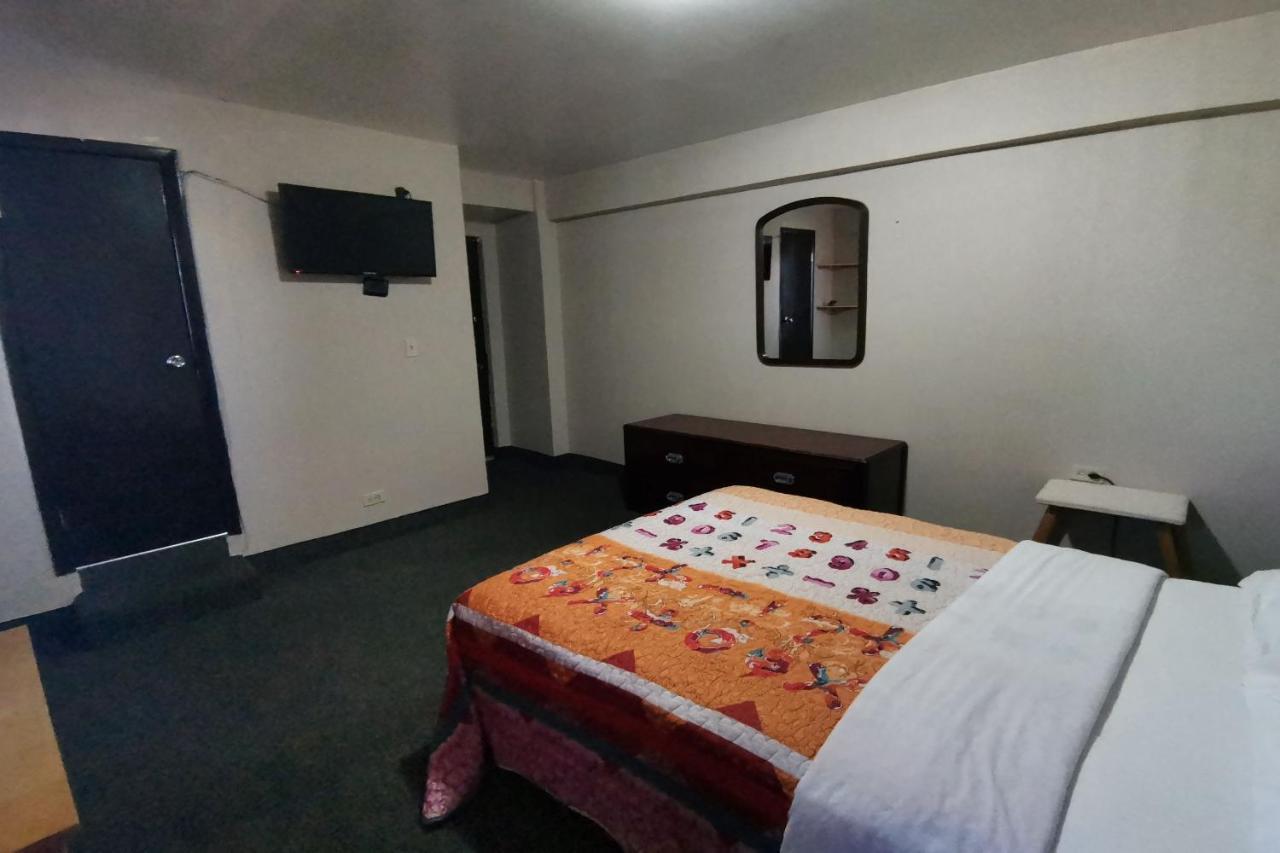 Capital O Hotel Plaza, Mexicali Ngoại thất bức ảnh