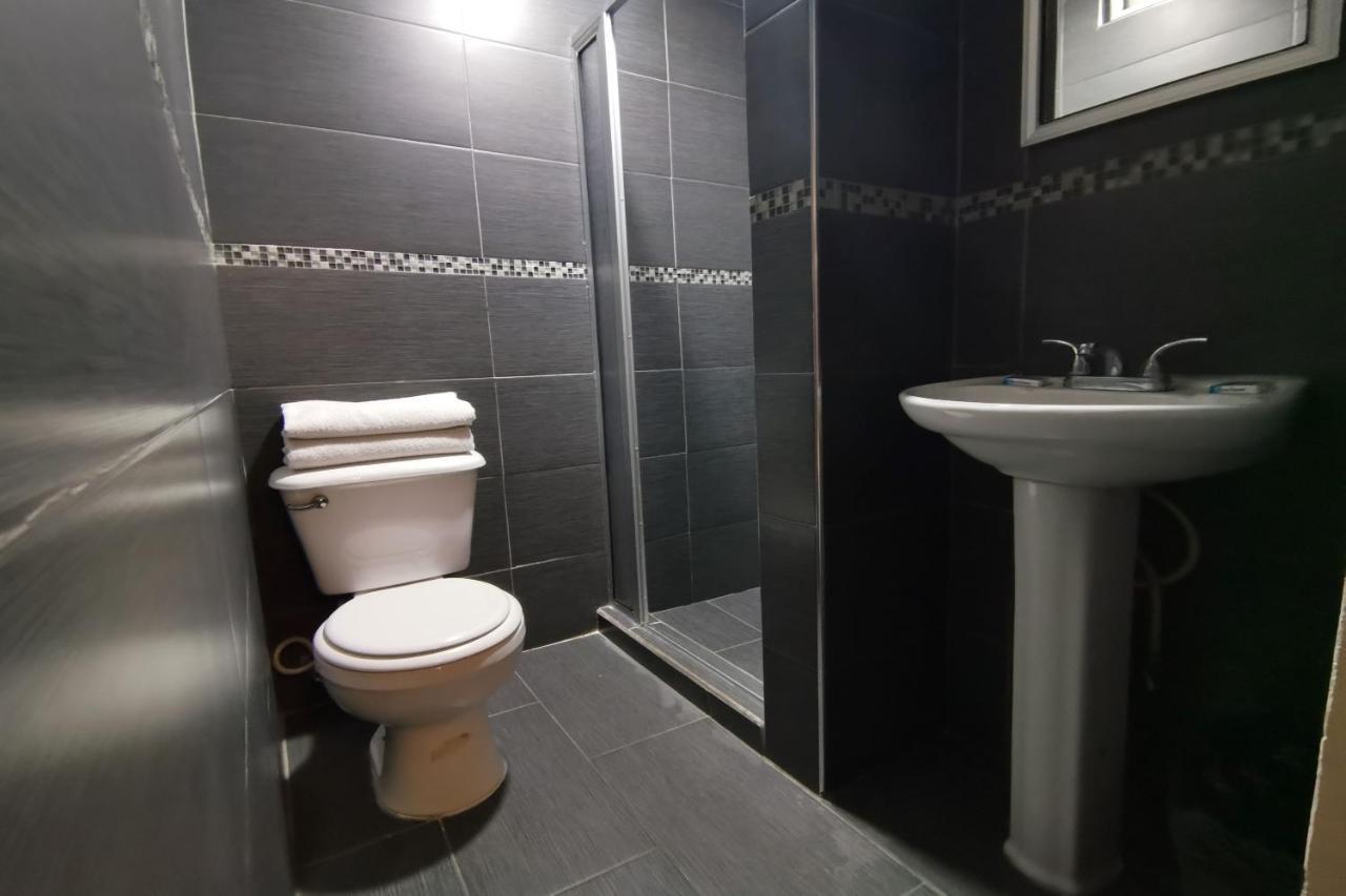 Capital O Hotel Plaza, Mexicali Ngoại thất bức ảnh