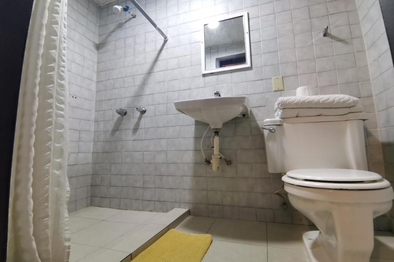 Capital O Hotel Plaza, Mexicali Ngoại thất bức ảnh