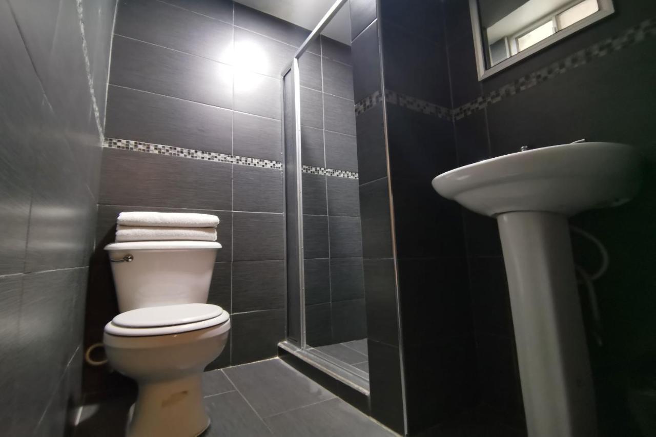 Capital O Hotel Plaza, Mexicali Ngoại thất bức ảnh
